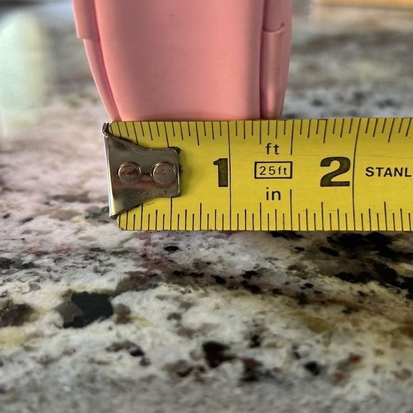 Dior round pink makeup bag - Picture 9 of 13